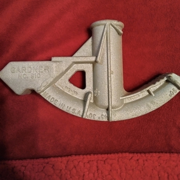 Gardner Bender Hand Conduit Bender No. 910 - Picture 2 of 6